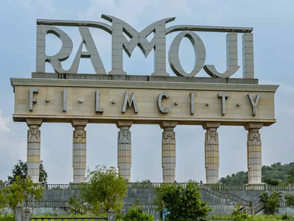 hyderabad to ramoji film city cab